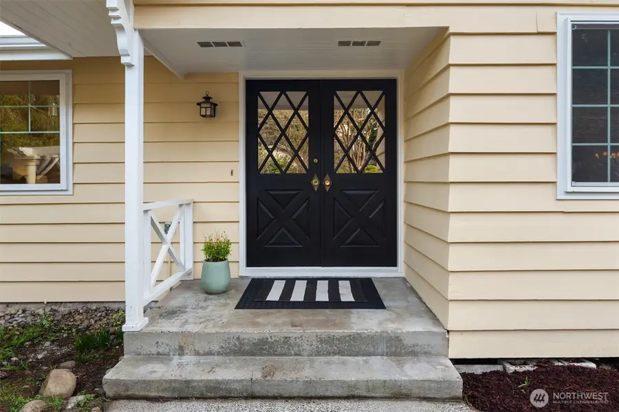 18428 16th Avenue Ne, Shoreline, WA 98155 - #3