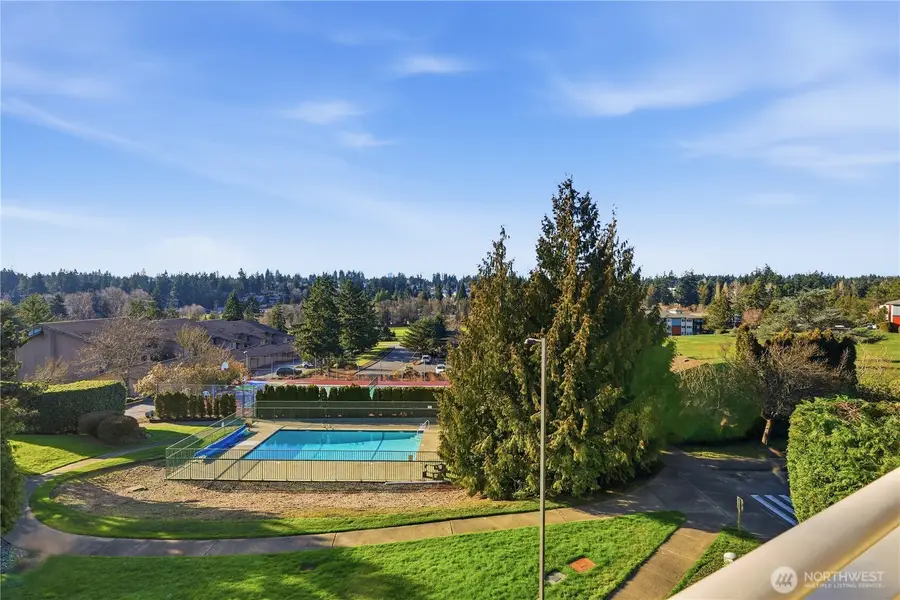 23007 Lakeview Drive #A303, Mountlake Terrace, WA 98043 - #2
