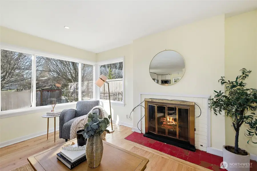 7936 35th Avenue Sw, Seattle, WA 98126 - #3