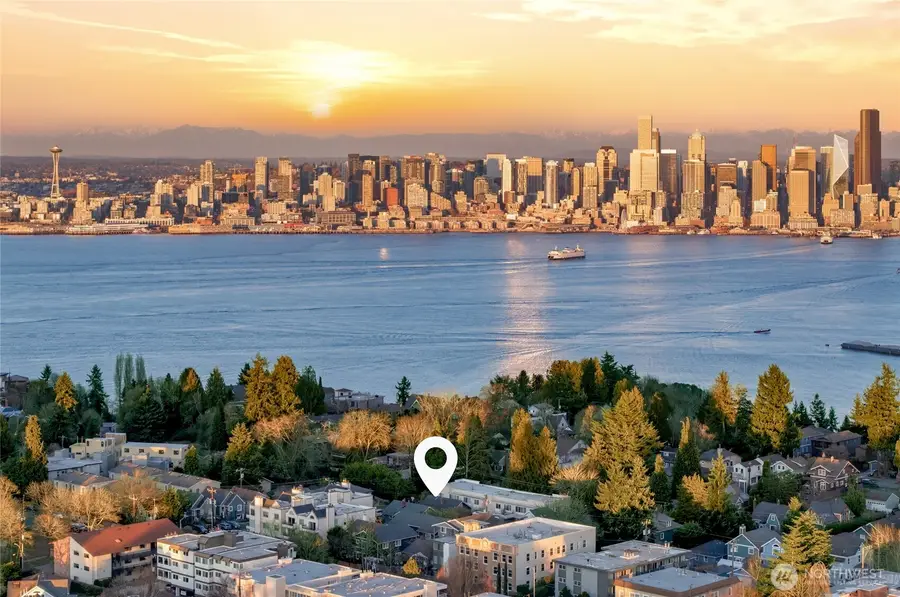 1927 42nd Avenue Sw, Seattle, WA 98116 - #3