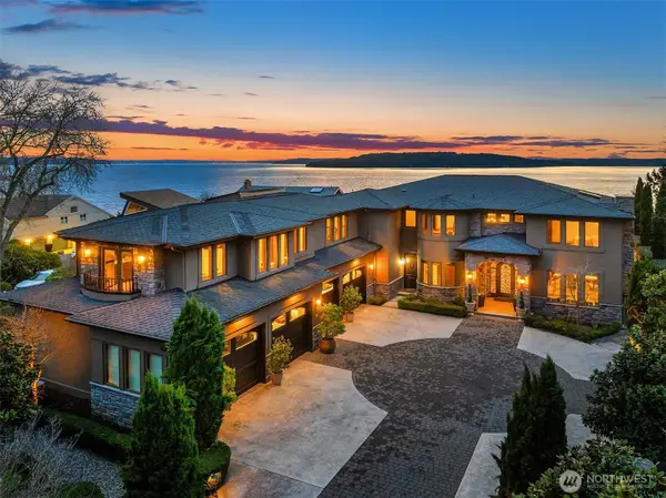 21827 4th Avenue S, Normandy Park, WA 98198