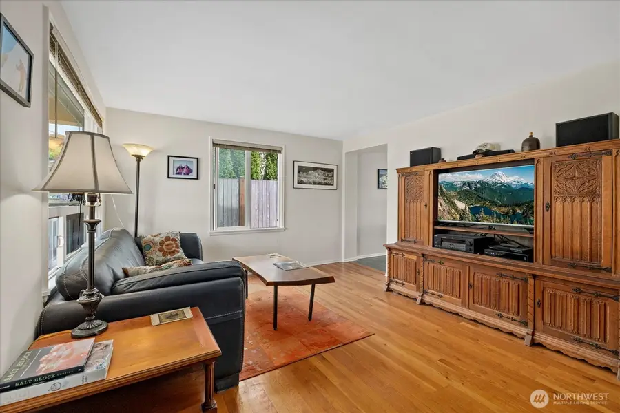 347 NW 52nd Street, Seattle, WA 98107 - #3