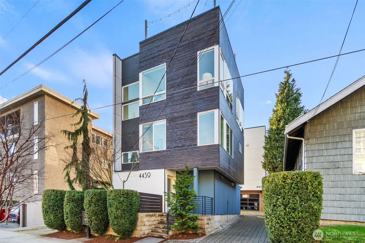 4459 Midvale Avenue N, Seattle, WA 98103 - #1