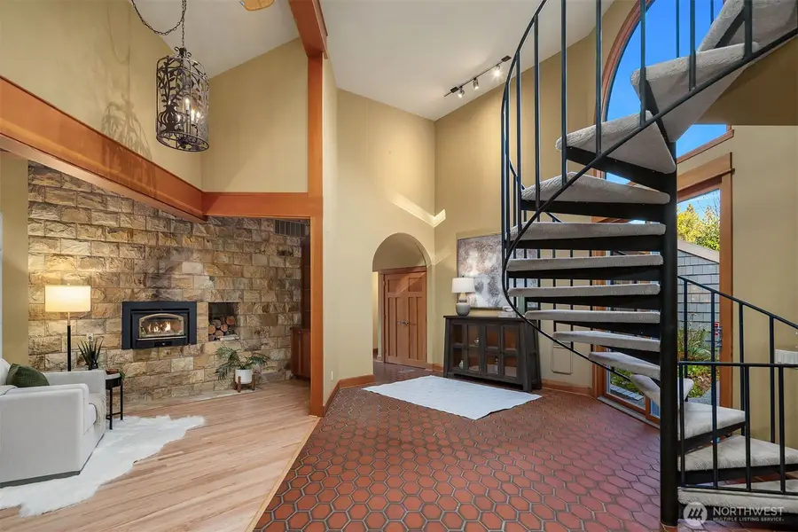 7816 NE 32nd Street, Medina, WA 98039 - #2