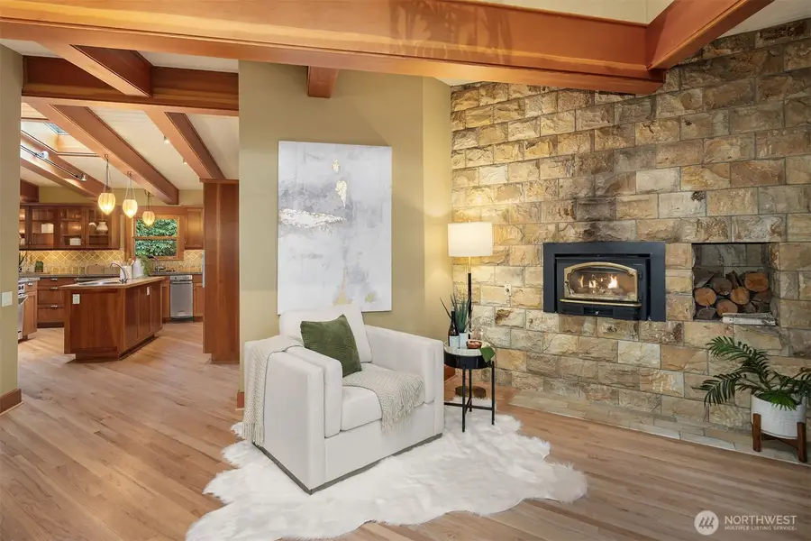 7816 NE 32nd Street, Medina, WA 98039 - #3