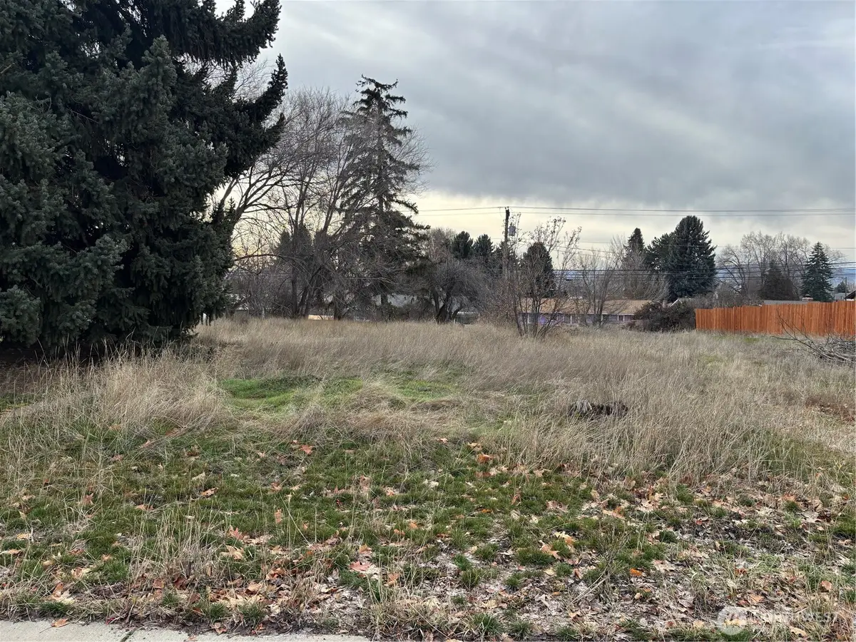 1106 E 2nd Avenue #3&4, Ellensburg, WA 98926 - #1