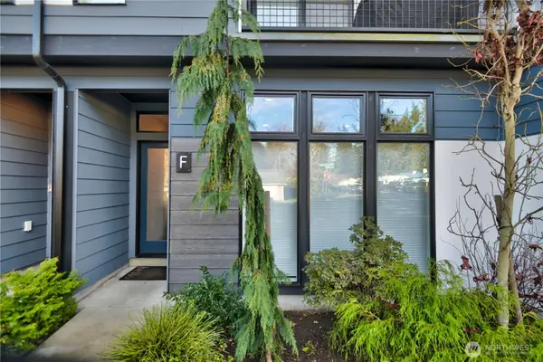 5750 230th Street Sw #F, Mountlake Terrace, WA 98043