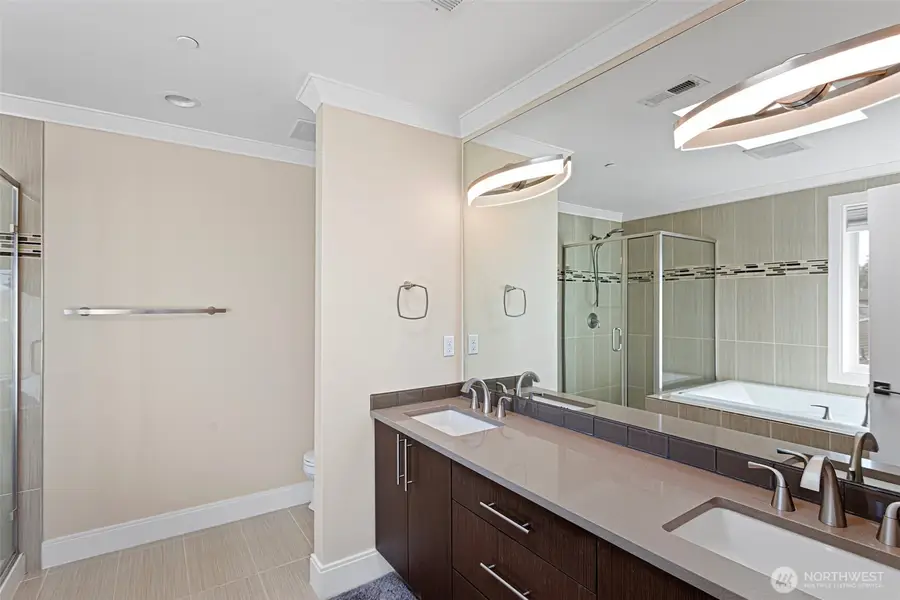 23905 43rd Avenue S, Kent, WA 98032 - #3