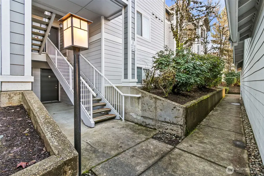 15150 140th Way Se #F202, Renton, WA 98058 - #2
