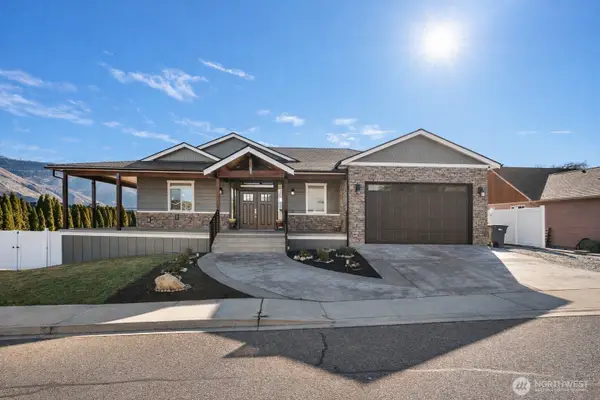 1038 Crest Loop, Entiat, WA 98822