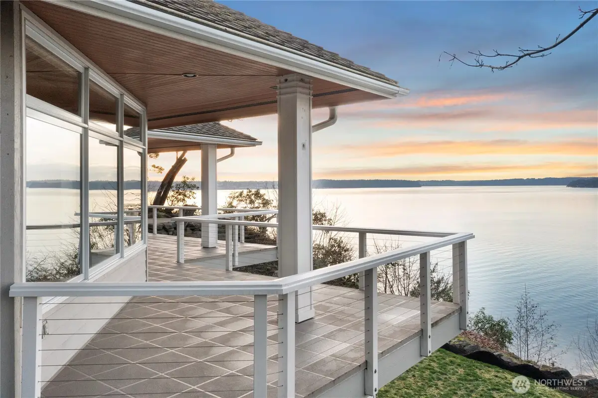 8204 East Side Drive Ne, Tacoma, WA 98422 - #1