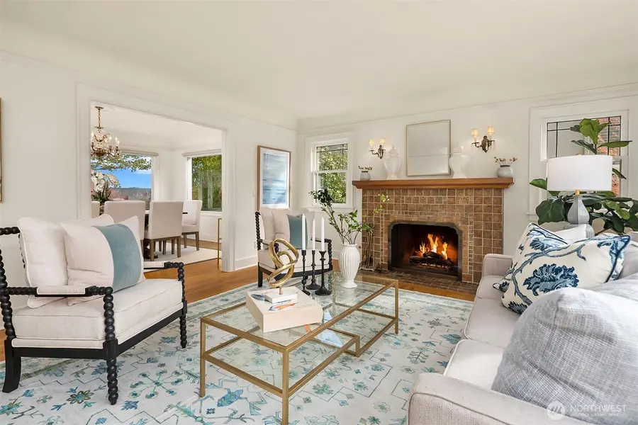 3832 48th Avenue Ne, Seattle, WA 98105 - #3