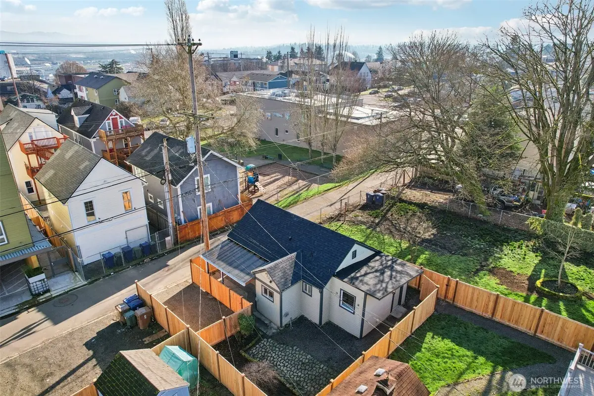 1213 S J Street, Tacoma, WA 98405 - #1