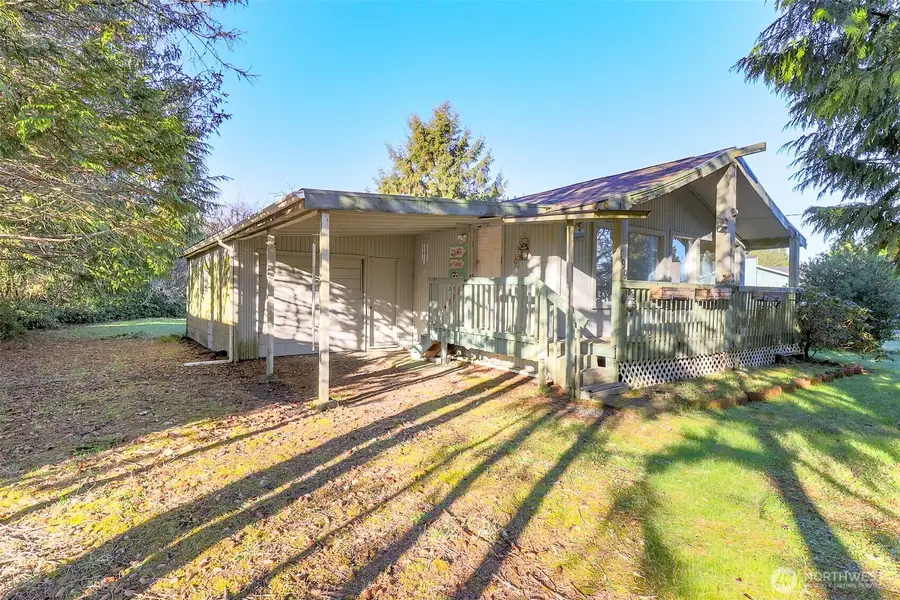 199 Wishkah Street Sw, Ocean Shores, WA 98569 - #2