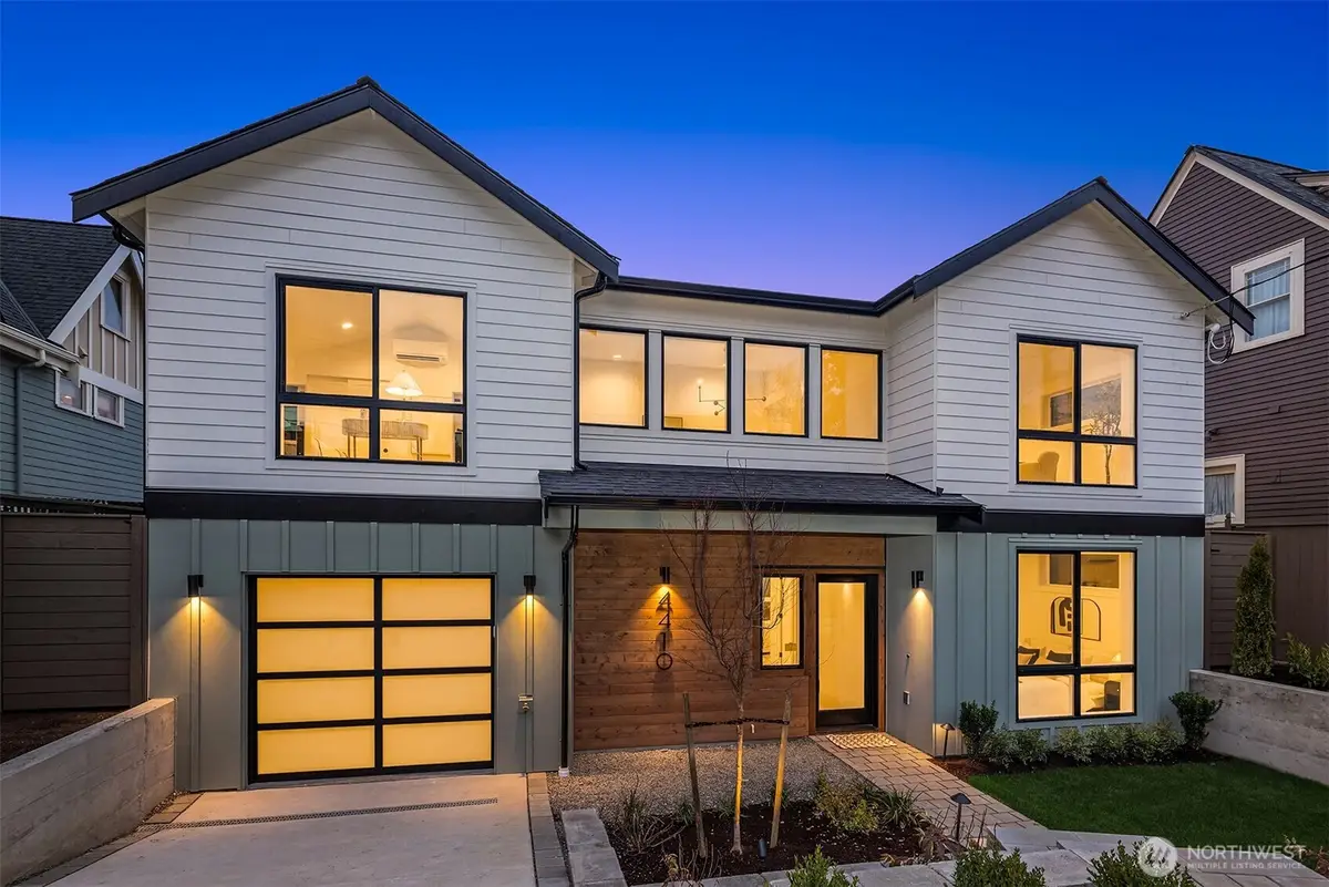 4410 Eastern Avenue Ne, Seattle, WA 98105 - #1