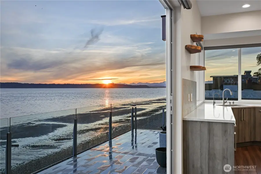 12065 30th Avenue Sw, Burien, WA 98146 - #2