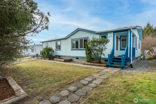 1915 N 33rd Place, Mount Vernon, WA 98273