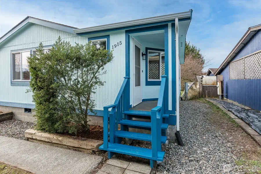 1915 N 33rd Place, Mount Vernon, WA 98273 - #2