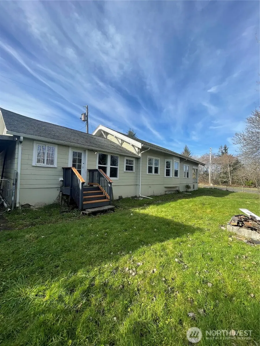 2101 Henkle Street, Raymond, WA 98577 - #3