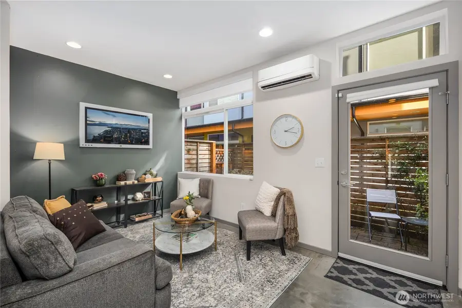 5936 S 36th Avenue #F, Seattle, WA 98118 - #3