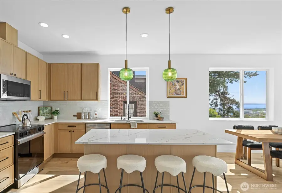 2538 14th Avenue W #D, Seattle, WA 98119 - #3