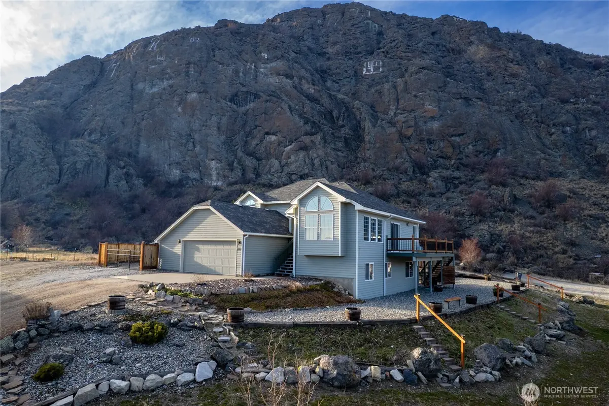 2206 Summit Drive, Oroville, WA 98844 - #1