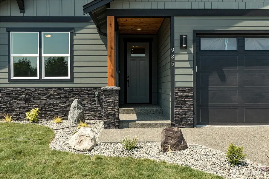 763 NW Shire Street, Oak Harbor, WA 98277 - #2