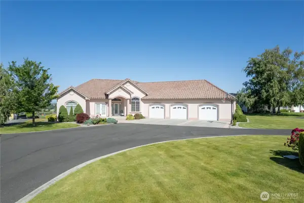 4560 Bluff Drive Ne, Moses Lake, WA 98837