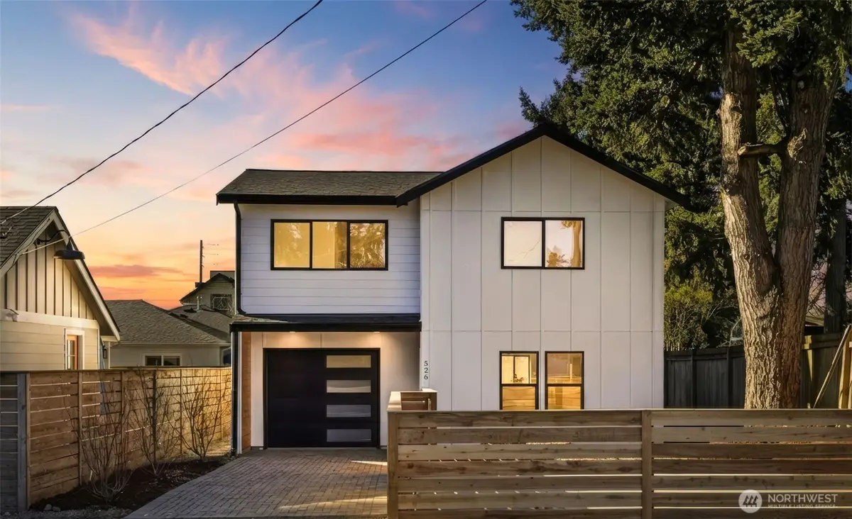 526 N 100th Street, Seattle, WA 98133 - #1