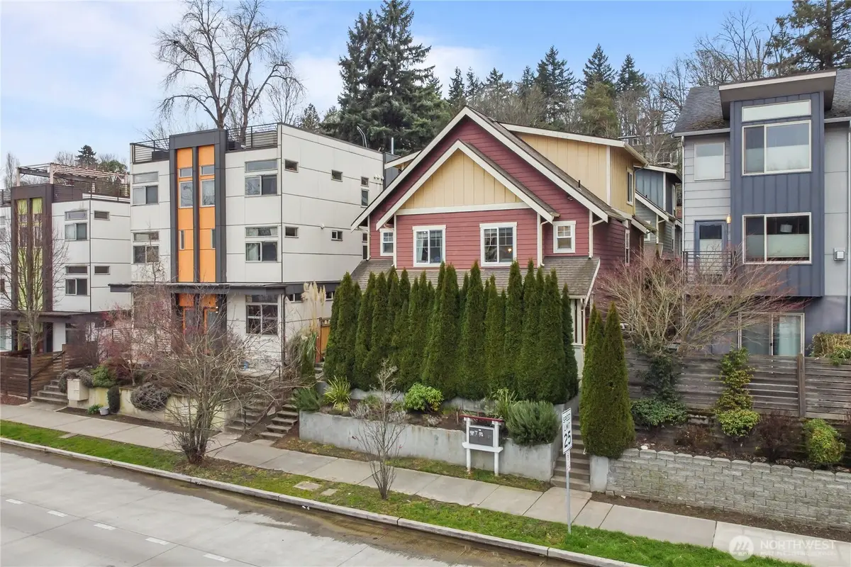 4854 Delridge Way Sw #B, Seattle, WA 98106 - #1