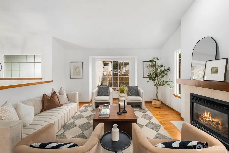 5928 21st Avenue S, Seattle, WA 98108 - #3