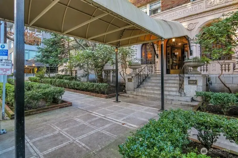 1017 Minor Avenue #1303, Seattle, WA 98104 - #1