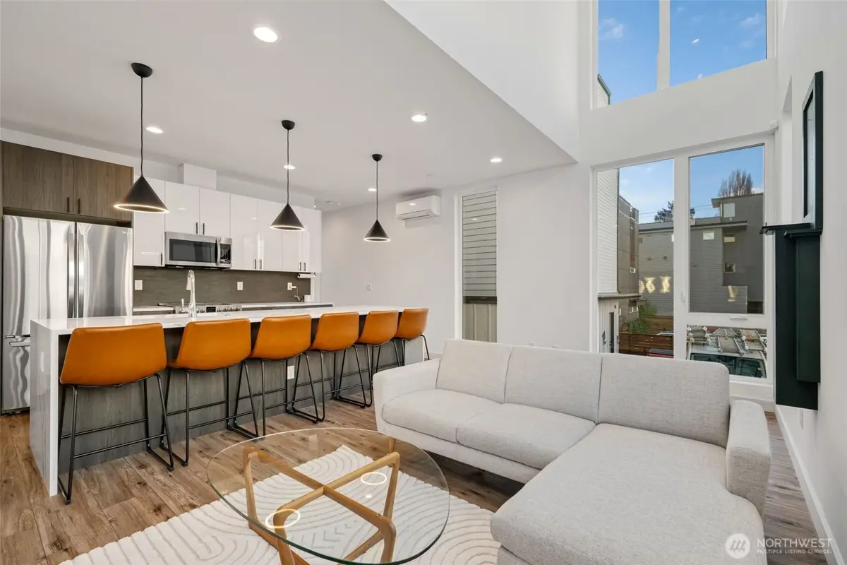 6719 Carleton Avenue S #B, Seattle, WA 98108 - #1