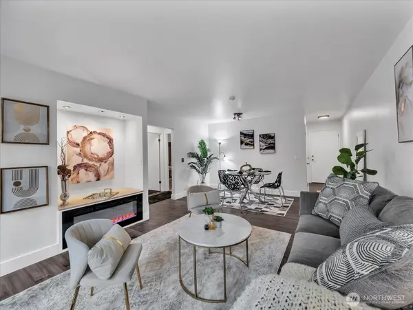 4813 180th Street Sw #C202, Lynnwood, WA 98037