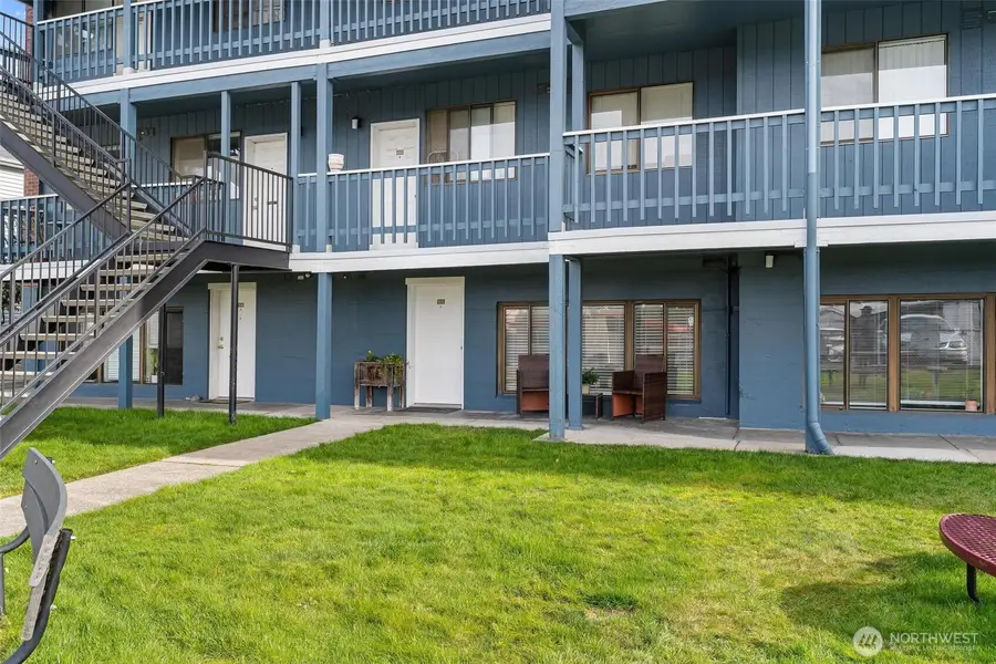 2120 Highland Avenue #105, Everett, WA 98201 - #3