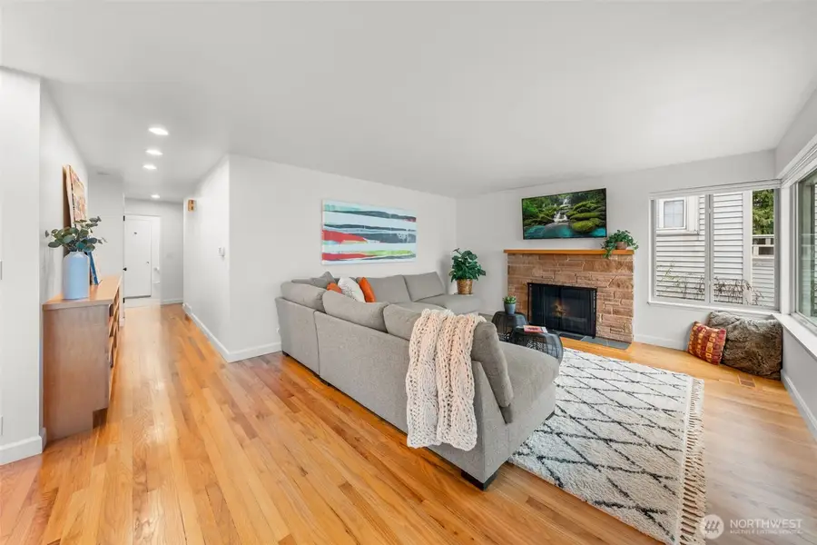 5053 36th Avenue Ne, Seattle, WA 98105 - #3