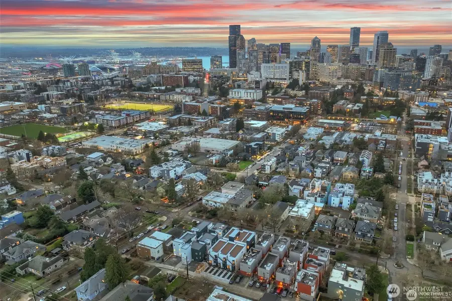 910 15th Avenue #B, Seattle, WA 98122 - #2