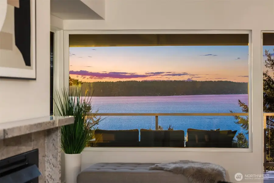 15733 25th Avenue Sw, Burien, WA 98166 - #2