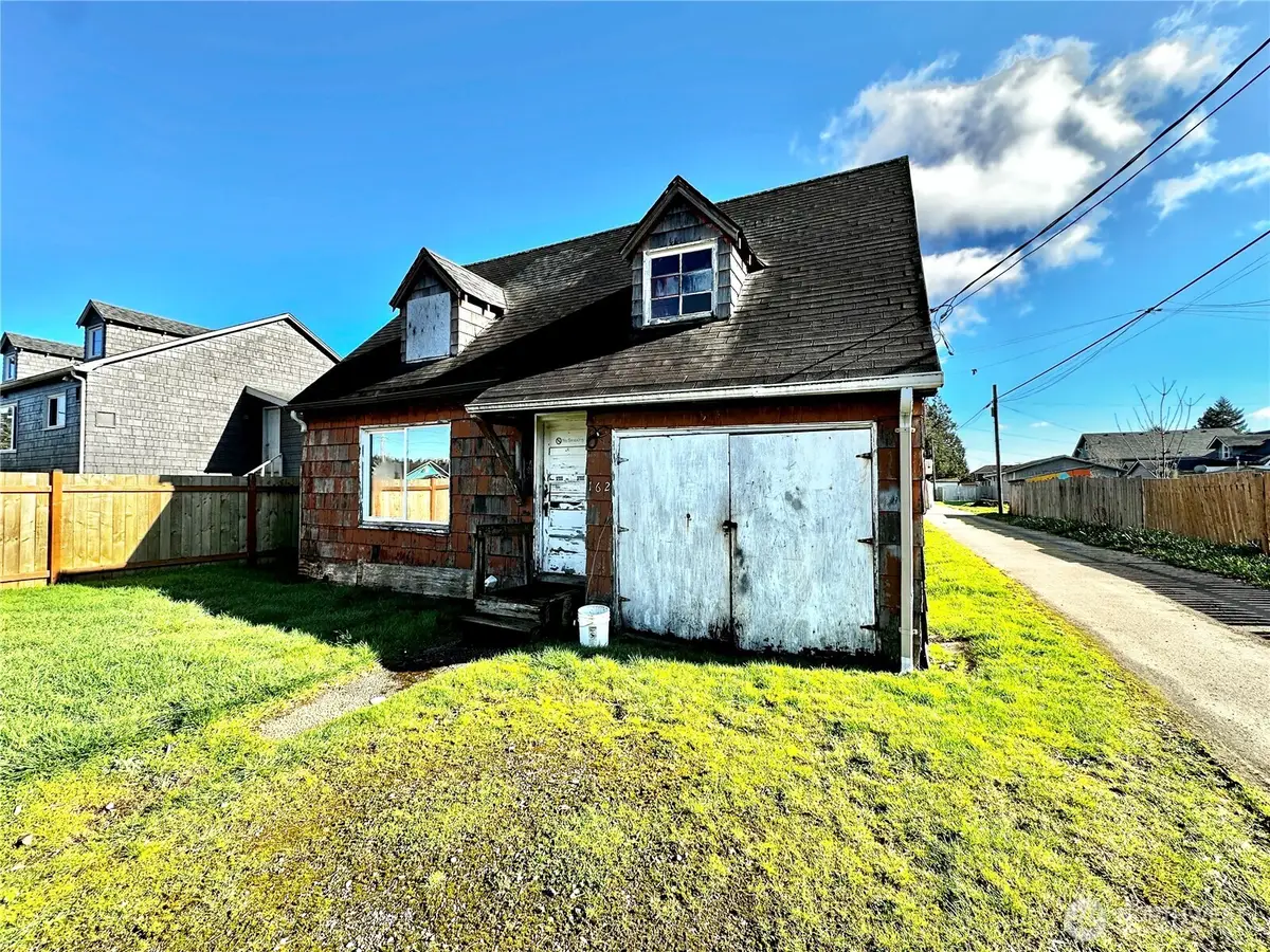 162 N Jeffries, Aberdeen, WA 98520 - #1