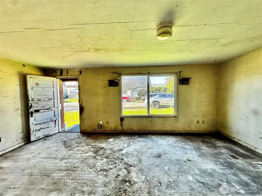 162 N Jeffries, Aberdeen, WA 98520 - #2