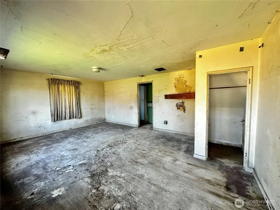 162 N Jeffries, Aberdeen, WA 98520 - #3