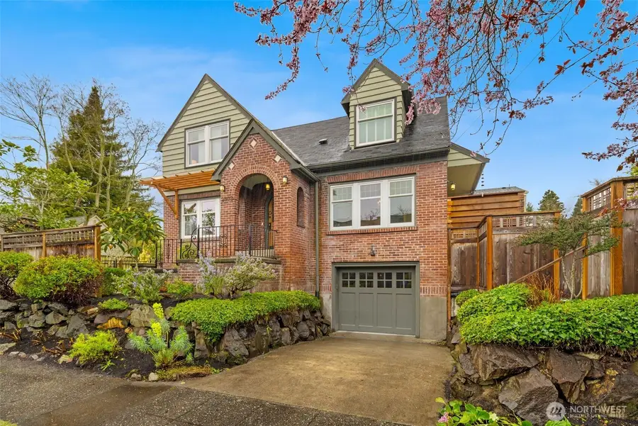 2502 E Roanoke Street, Seattle, WA 98112 - #2