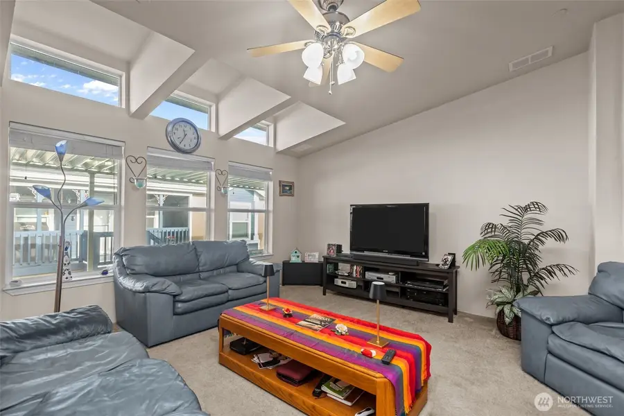 31600 126th Avenue Se #E29, Auburn, WA 98092 - #3