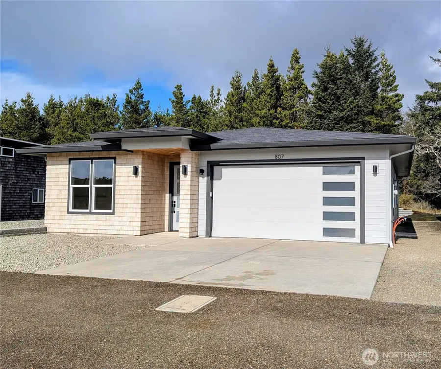 807 NE 357th Street, Ocean Park, WA 98640 - #2