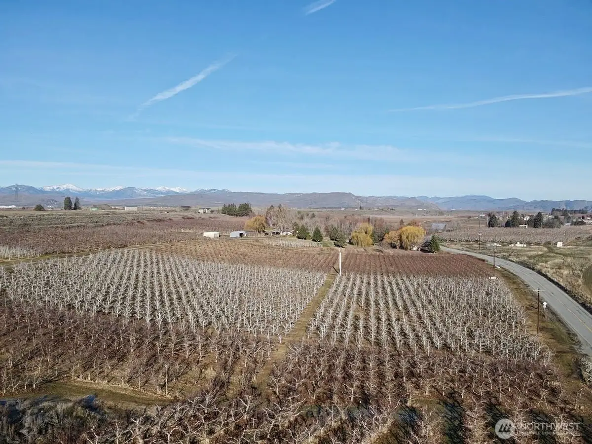 223 Old Riverside Hwy, Omak, WA 98841 - #1