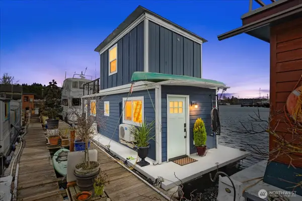 1080 Ewing Street #E5, Seattle, WA 98119