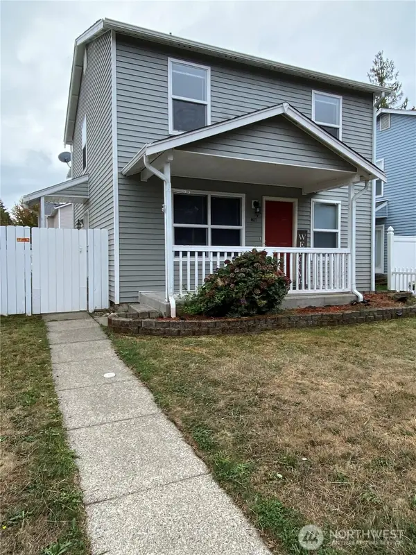 4827 41st Lane Se, Lacey, WA 98503