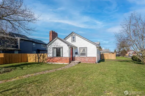 929 E 57th Street, Tacoma, WA 98404