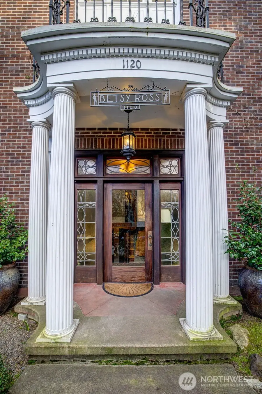 1120 17th Avenue #204, Seattle, WA 98122 - #3