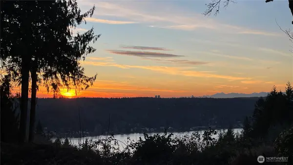 3423 203rd Place Ne, Sammamish, WA 98074